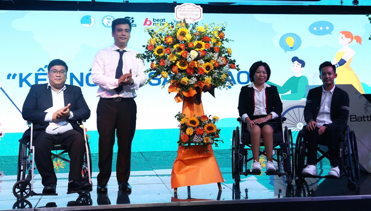 AI giúp thanh niên khuyết tật vượt qua rào cản, có cuộc sống đầy đủ, ý nghĩa hơn